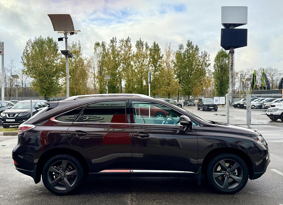 Lexus RX, III Рестайлинг 270 2.7 AT (188 л.с.)