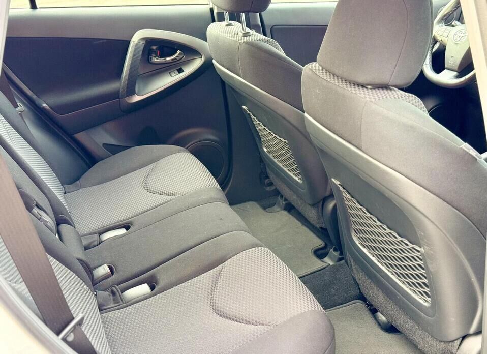 Toyota RAV4, III (XA30) Рестайлинг 2.0 CVT (158 л.с.) 4WD