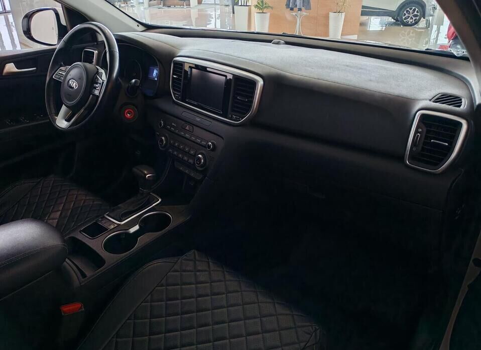 Kia Sportage, IV Рестайлинг 2.0 AT (150 л.с.)