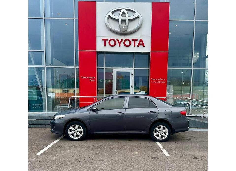 Toyota Corolla, X (E140, E150) Рестайлинг 1.6 MT (124 л.с.)