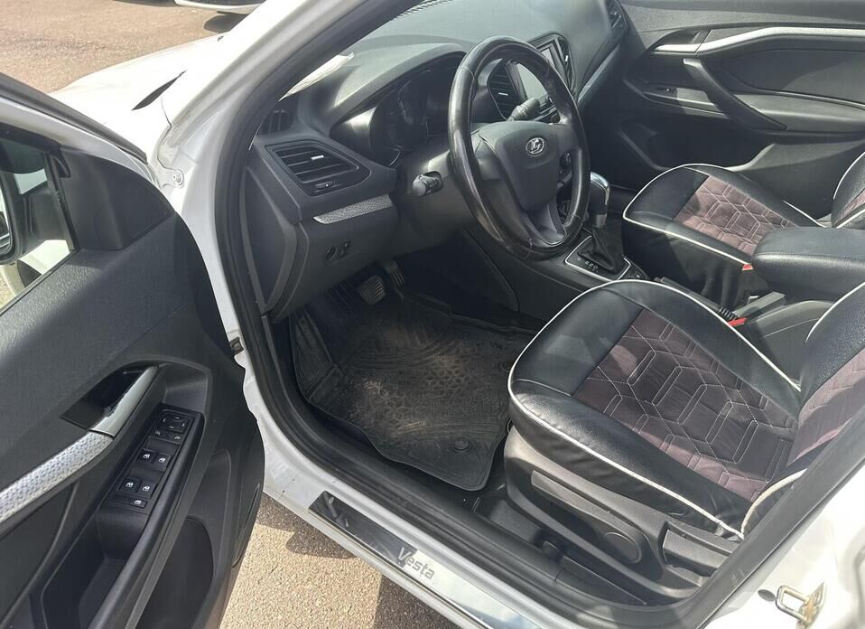 LADA (ВАЗ) Vesta 1.6 CVT (113 л.с.)