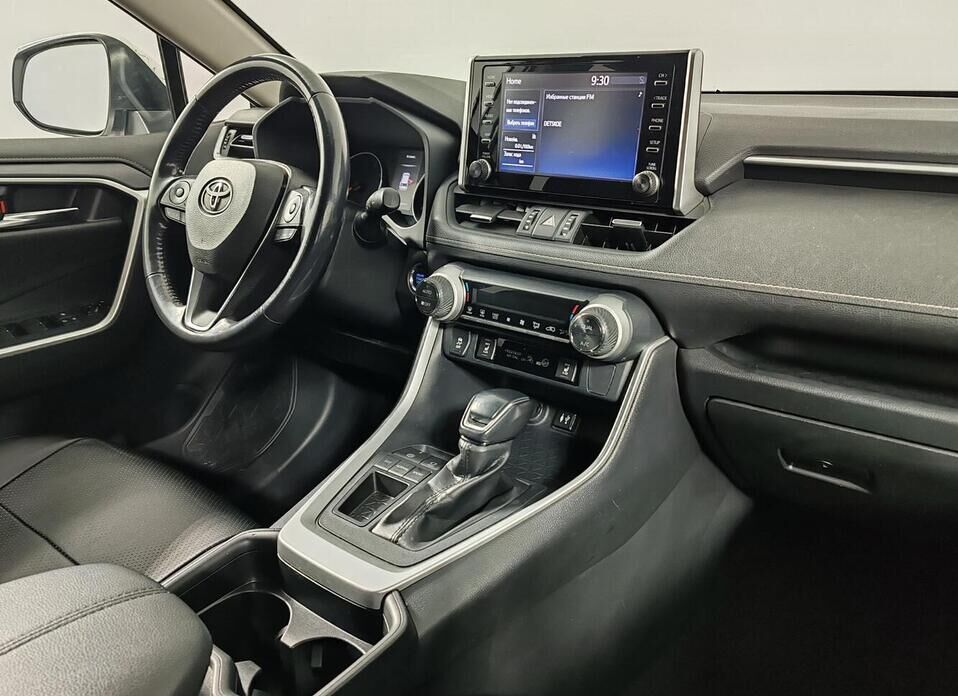 Toyota RAV4, V (XA50) 2.0 CVT (149 л.с.)