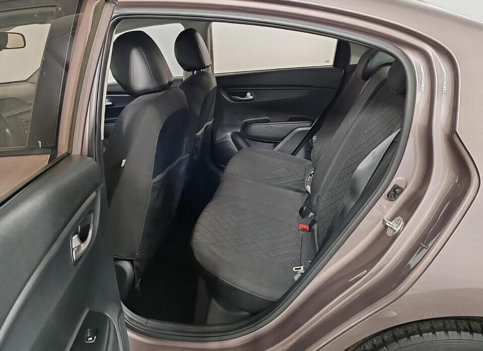 Kia Rio, IV 1.6 AT (123 л.с.)