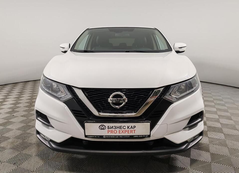 Nissan Qashqai, II Рестайлинг 2.0 CVT (144 л.с.)