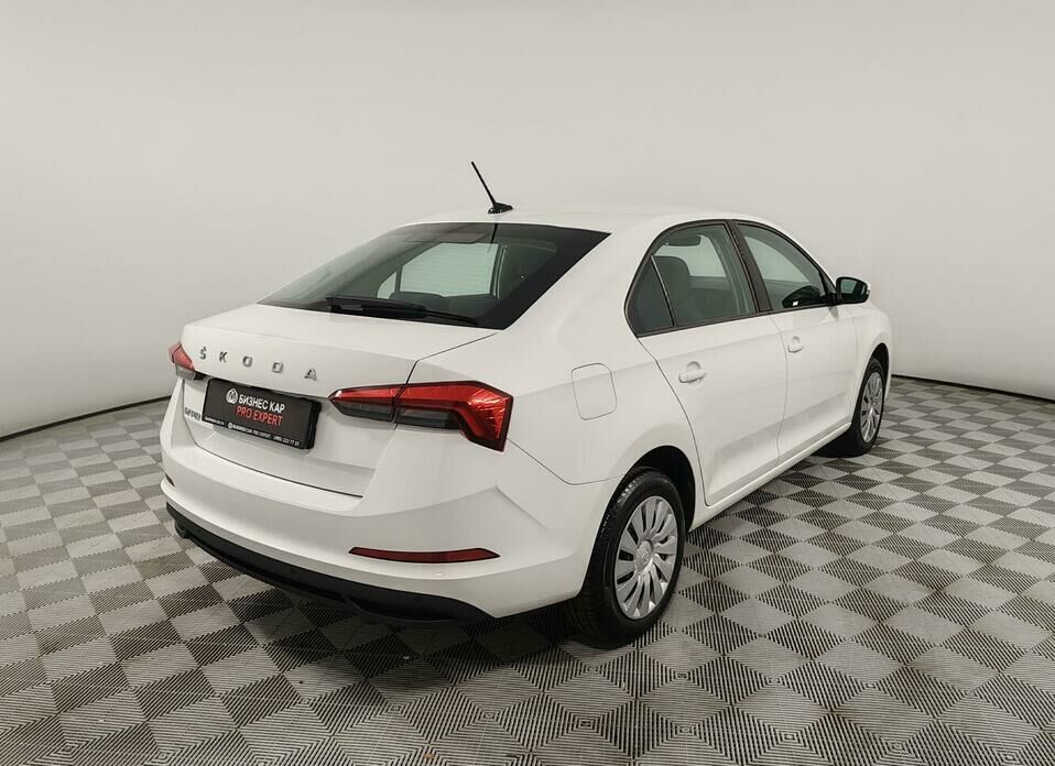Skoda Rapid 1.6 AT (110 л.с.)