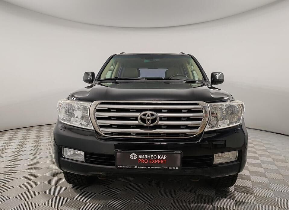 Toyota Land Cruiser, 200 Series 4.5d AT (235 л.с.) 4WD