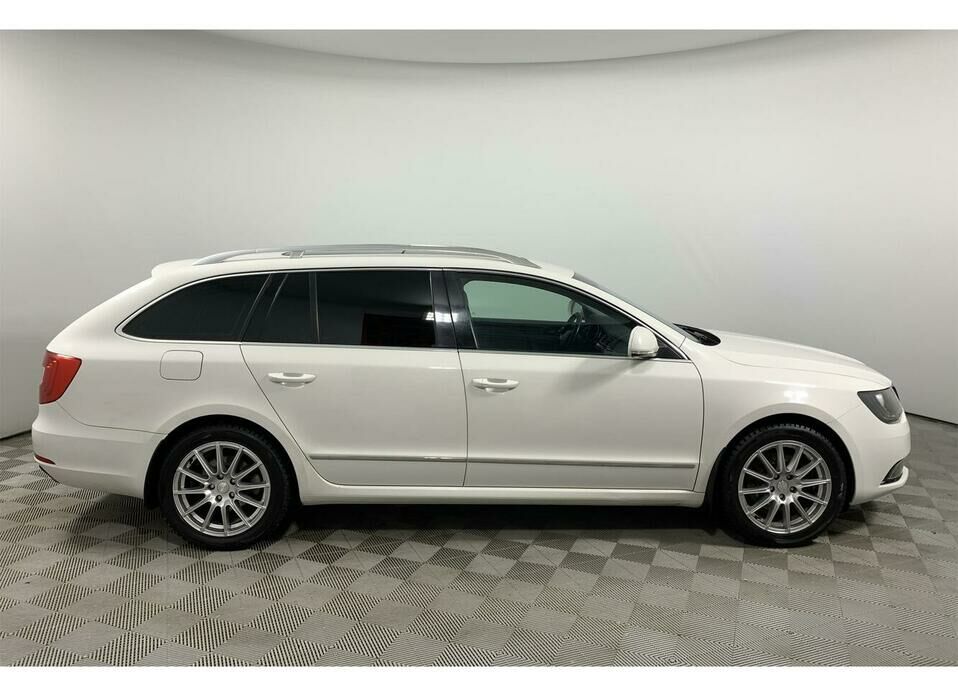 Skoda Superb 2.0 AMT (200 л.с.)