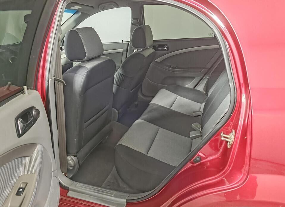 Chevrolet Lacetti 1.6 AT (109 л.с.)