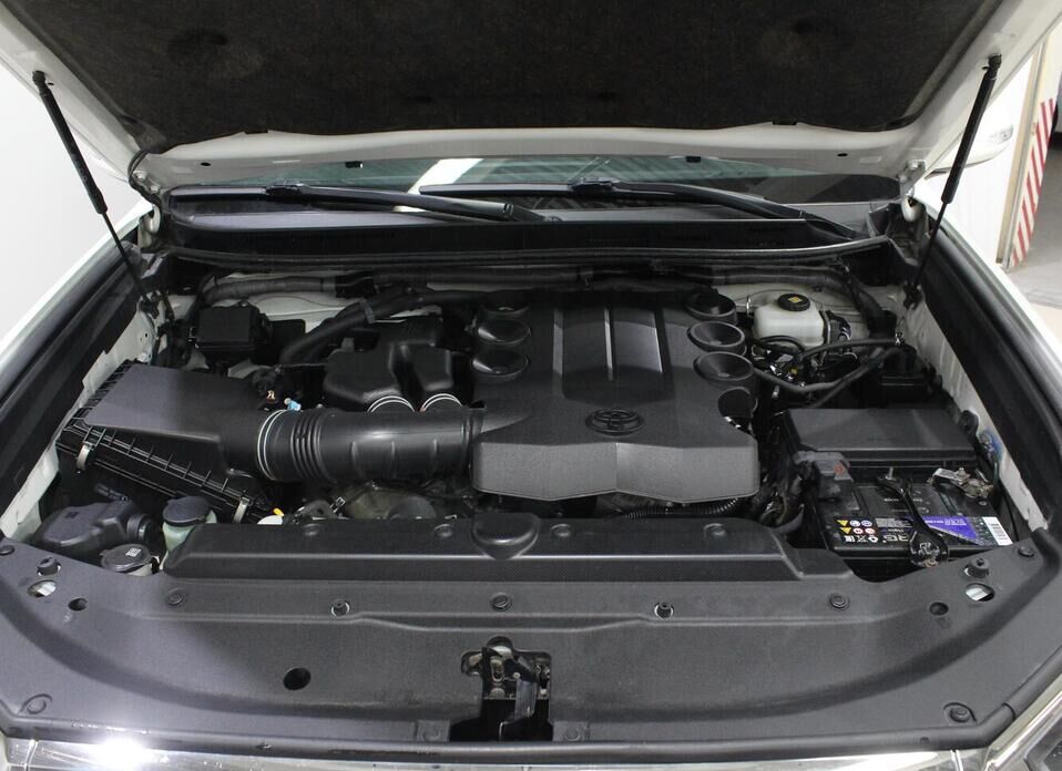 Toyota Land Cruiser Prado 4.0 AT (249 л.с.) 4WD