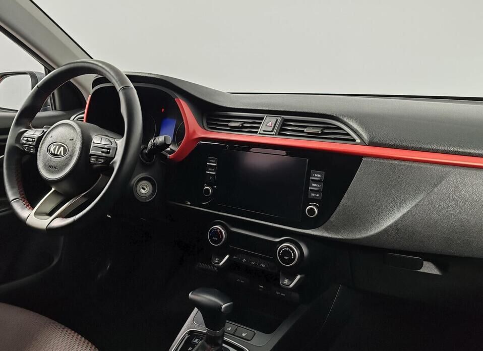 Kia Rio, IV 1.6 AT (123 л.с.)