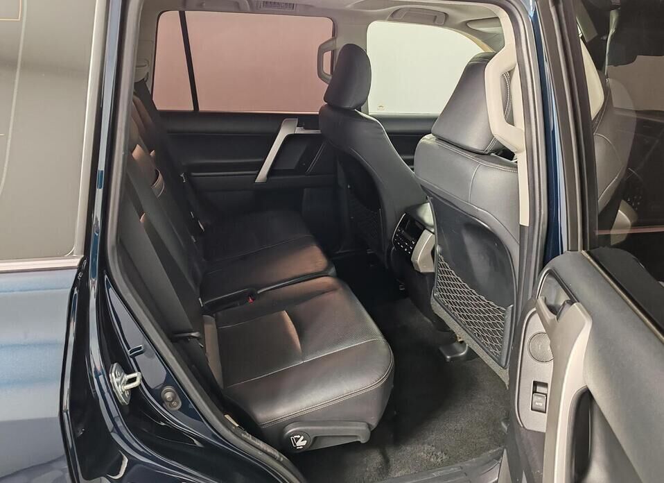 Toyota Land Cruiser Prado 2.8d AT (177 л.с.) 4WD
