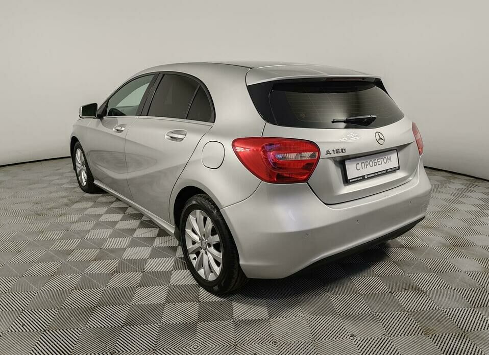 Mercedes-Benz A-Класс 180 1.6 AMT (122 л.с.)