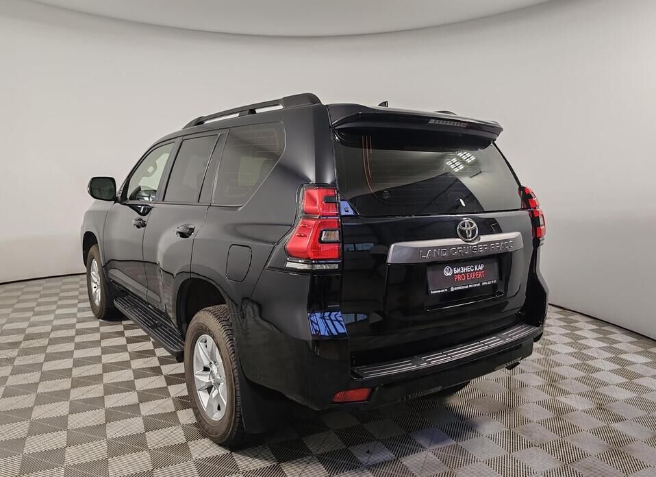 Toyota Land Cruiser Prado, 150 Series Рестайлинг 3 2.7 AT (163 л.с.) 4WD