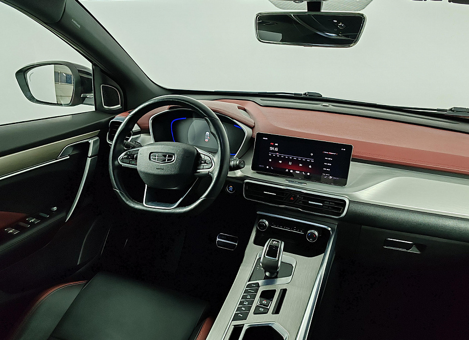 Geely Coolray, I 1.5 AMT (150 л.с.)