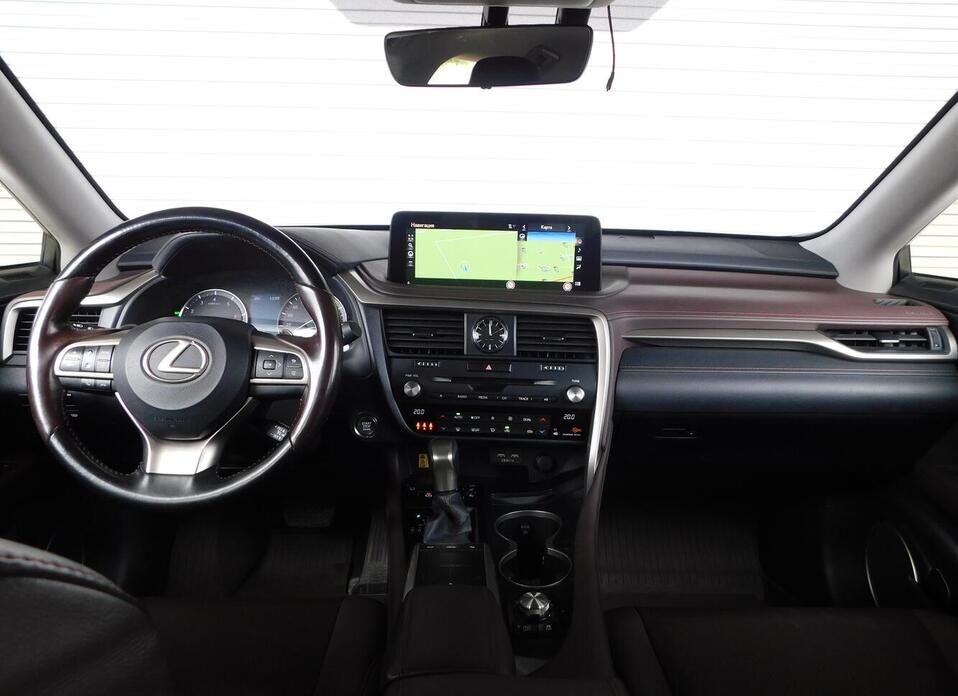 Lexus RX, IV Рестайлинг 300 2.0 AT (238 л.с.) 4WD