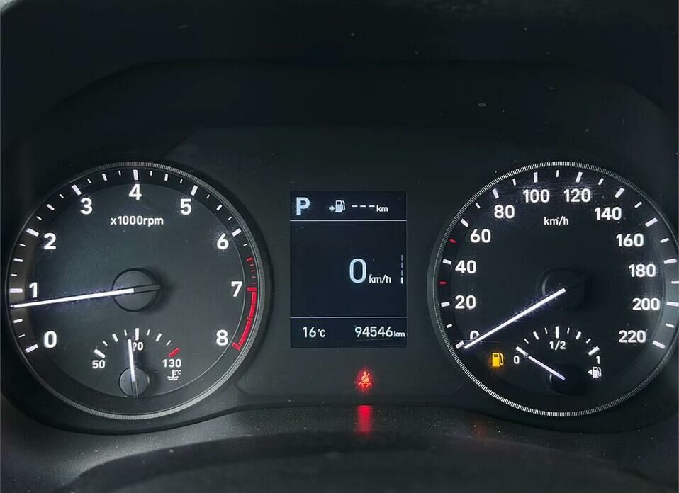 Hyundai Solaris 1.6 AT (123 л.с.)