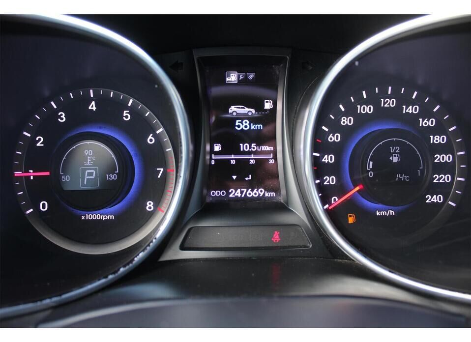 Hyundai Santa Fe, III 2.4 AT (175 л.с.) 4WD
