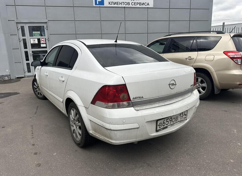 Opel Astra, H Рестайлинг 1.6 MT (115 л.с.)