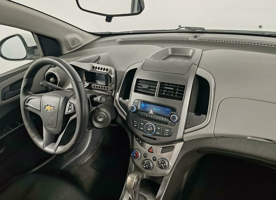 Chevrolet Aveo 1.6 AT (115 л.с.)