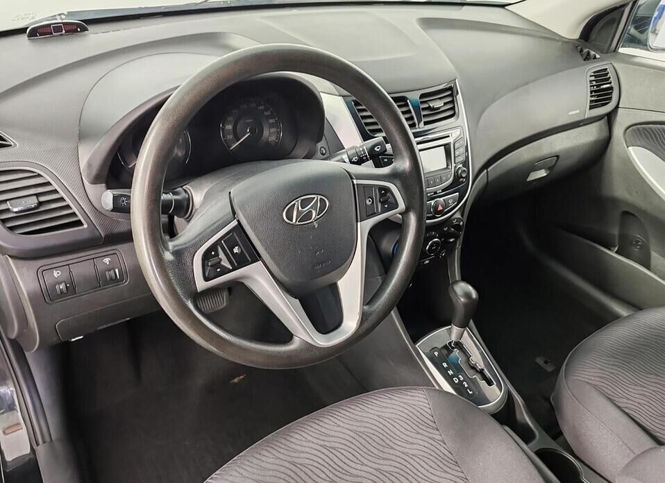 Hyundai Solaris 1.6 AT (123 л.с.)