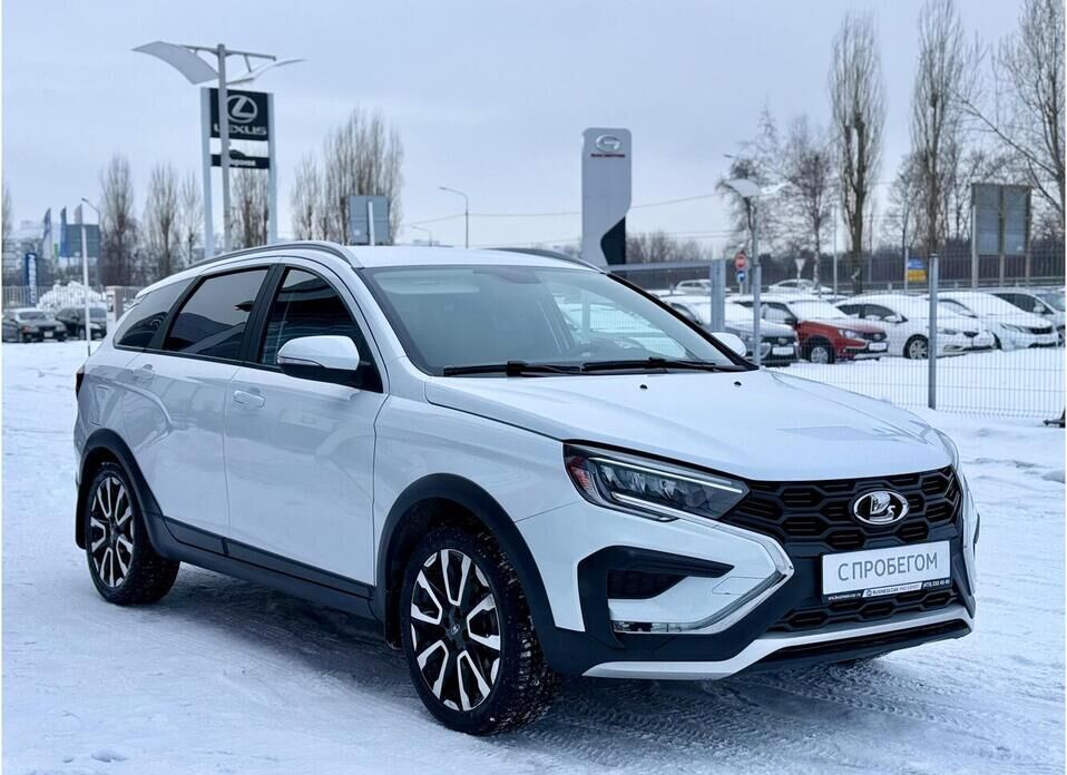 LADA (ВАЗ) Vesta, I Рестайлинг (NG) Cross 1.8 CVT (122 л.с.)