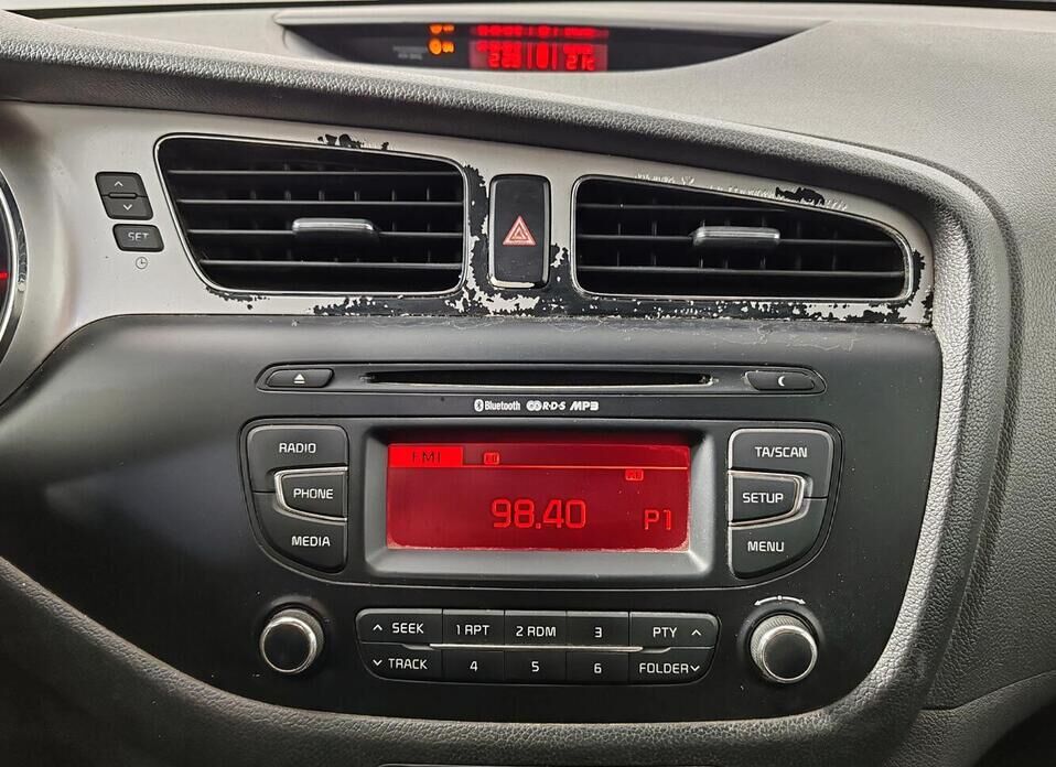 Kia Ceed, II Рестайлинг 1.6 AT (130 л.с.)