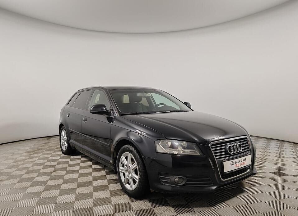 Audi A3, II (8P) Рестайлинг 2 1.4 AMT (125 л.с.)