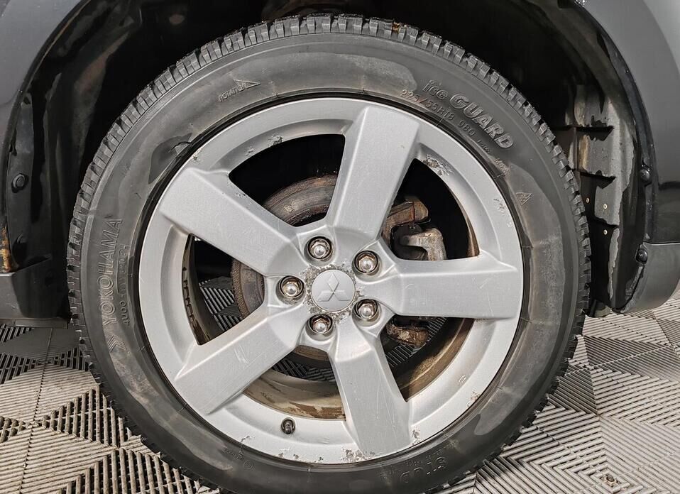 Mitsubishi Outlander, II 2.4 CVT (170 л.с.) 4WD