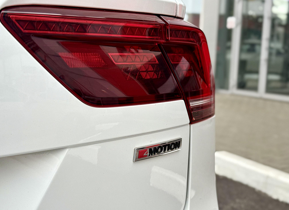 Volkswagen Tiguan, II 2.0d AMT (150 л.с.) 4WD