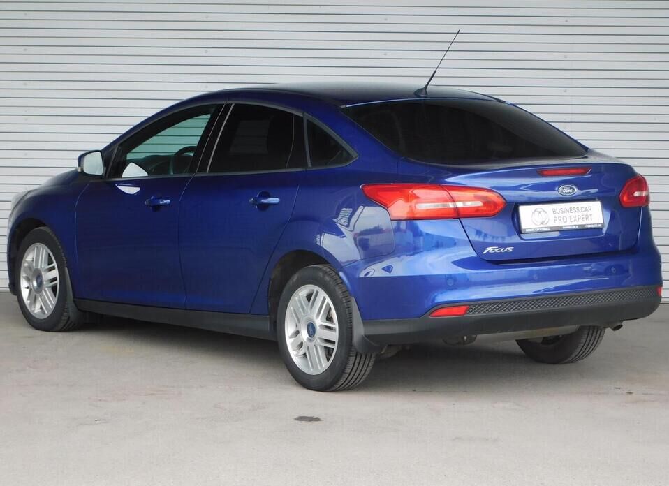 Ford Focus, III Рестайлинг 1.6 AMT (125 л.с.)