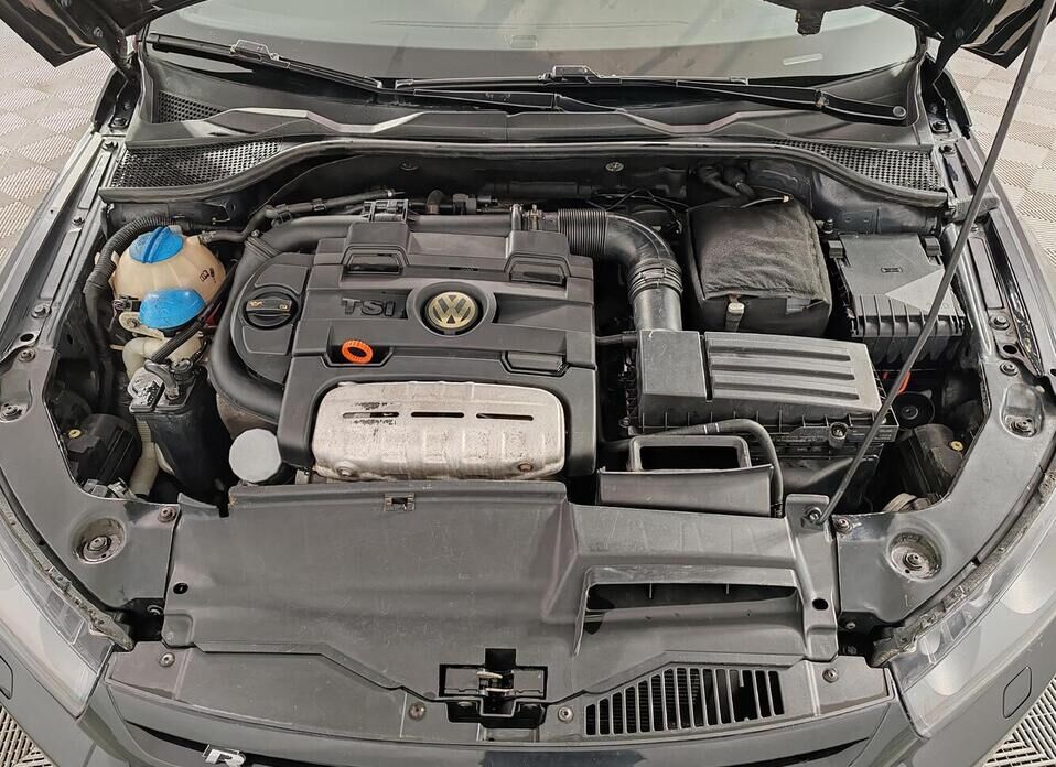 Volkswagen Scirocco, III 1.4 AMT (160 л.с.)