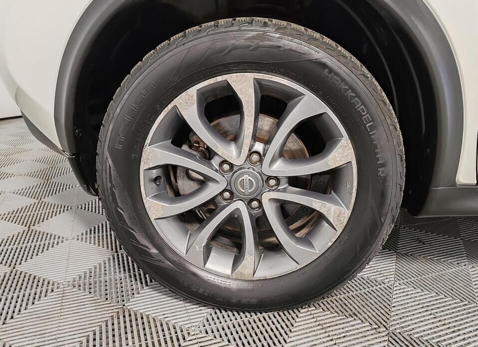 Nissan Juke 1.6 CVT (190 л.с.) 4WD