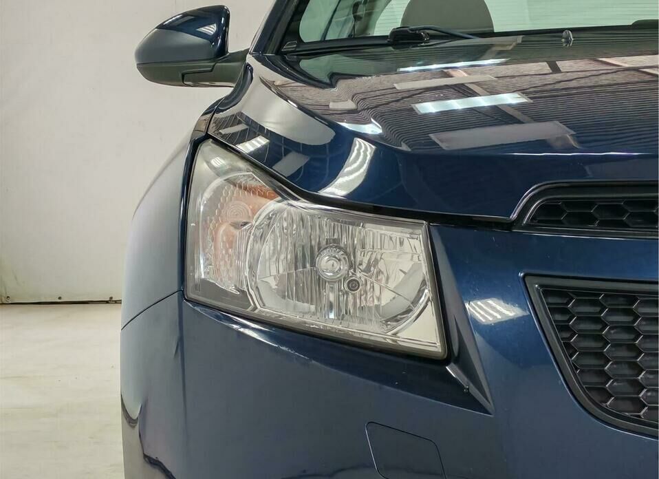 Chevrolet Cruze 1.6 AT (109 л.с.)