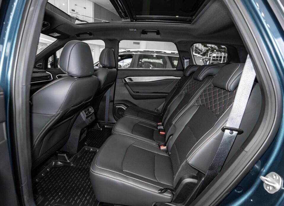 Geely Okavango, I Рестайлинг 2.0 AMT (200 л.с.)