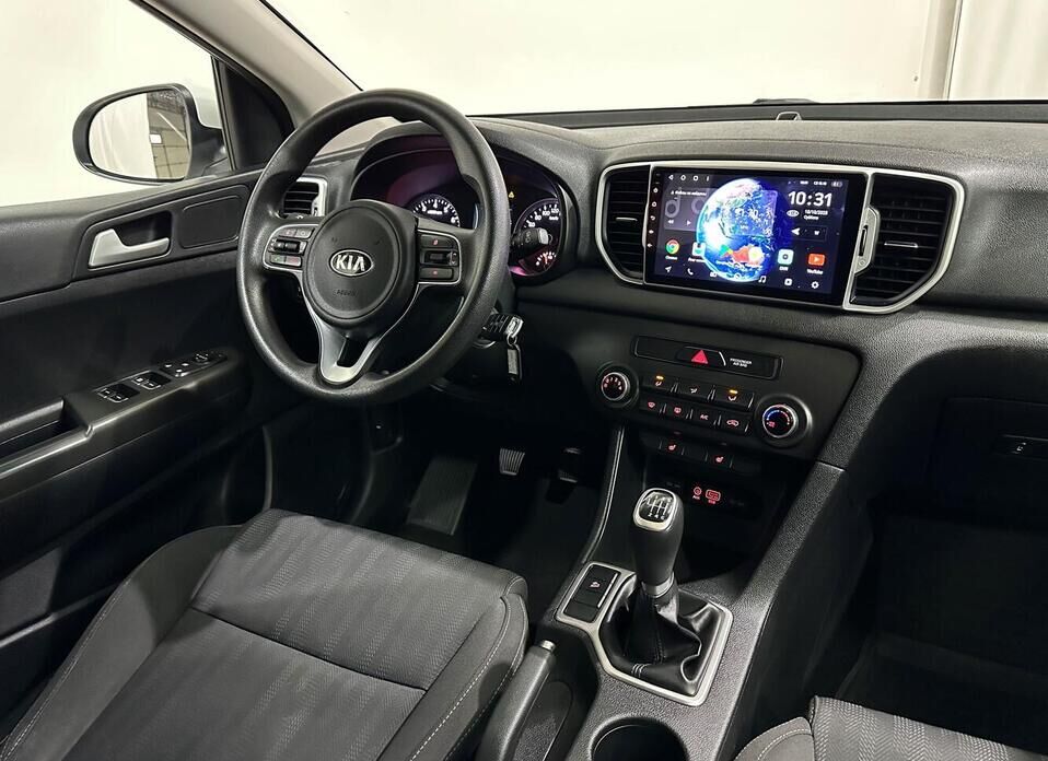 Kia Sportage, IV 2.0 MT (150 л.с.)