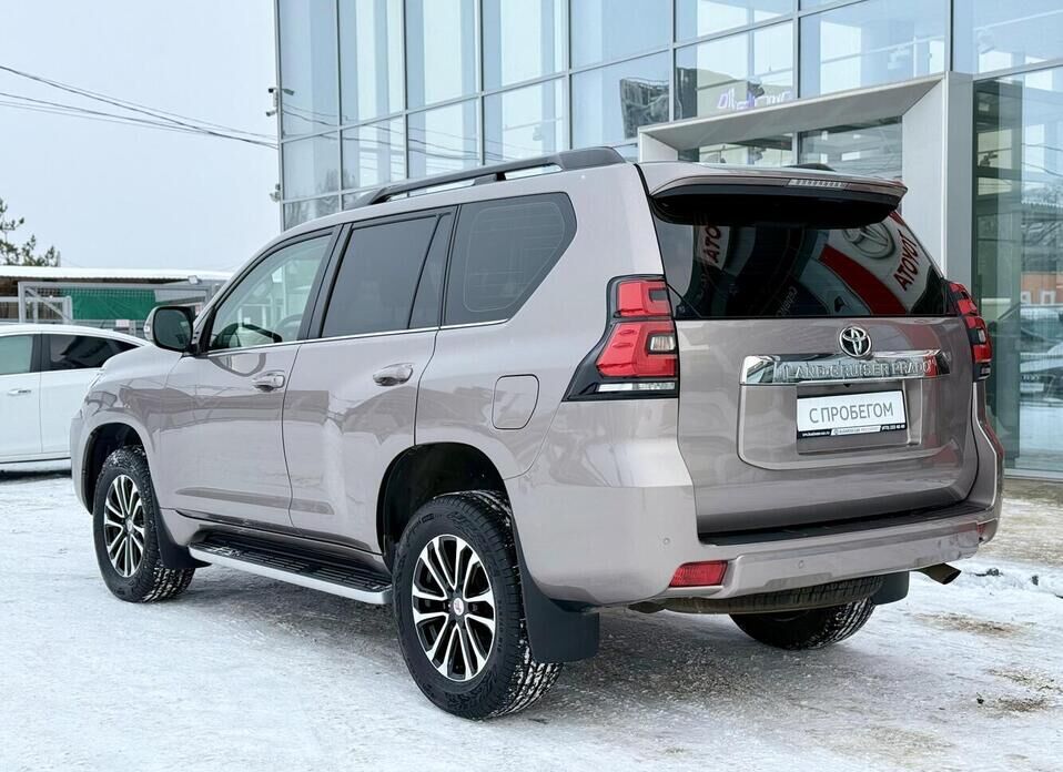 Toyota Land Cruiser Prado, 150 Series Рестайлинг 2 2.8d AT (204 л.с.) 4WD
