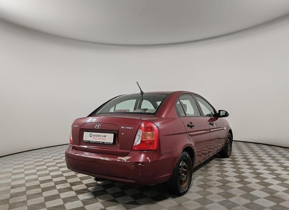 Hyundai Verna, II 1.4 AT (97 л.с.)