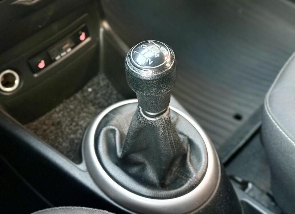 Hyundai i20, I 1.3 MT (78 л.с.)