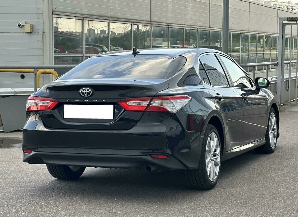 Toyota Camry 2.0 AT (150 л.с.)