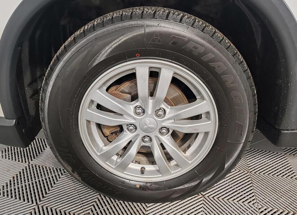 Mitsubishi Outlander, III Рестайлинг 3 2.0 CVT (146 л.с.) 4WD
