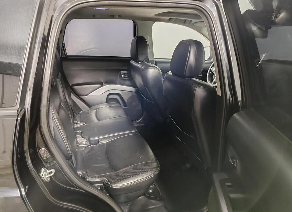 Mitsubishi Outlander, II 2.4 CVT (170 л.с.) 4WD