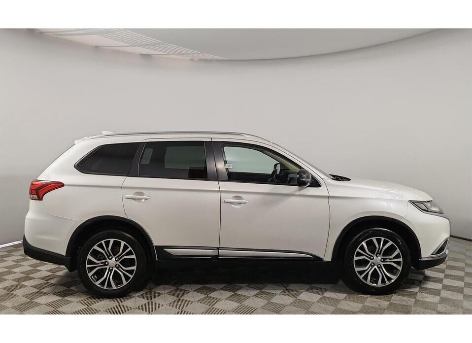 Mitsubishi Outlander 2.4 CVT (167 л.с.) 4WD