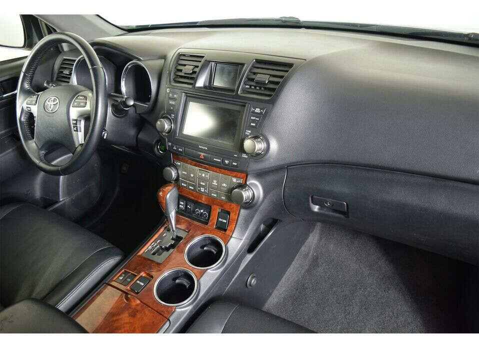 Toyota Highlander 3.5 AT (273 л.с.) 4WD