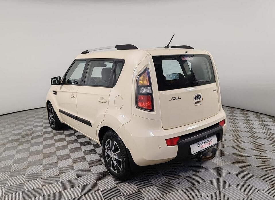 Kia Soul, I 1.6d AT (128 л.с.)