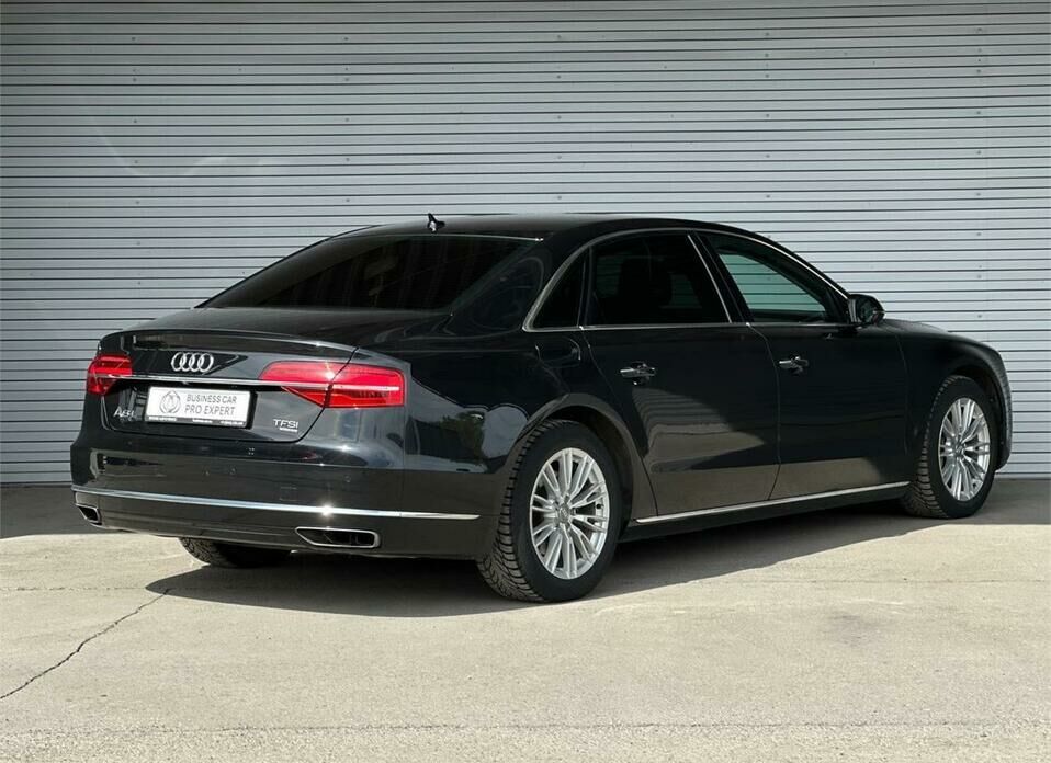 Audi A8 Long 3.0 AT (310 л.с.) 4WD