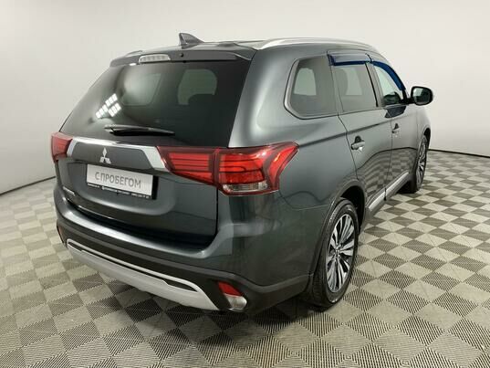 Mitsubishi Outlander, 2021 г., 80 580 км