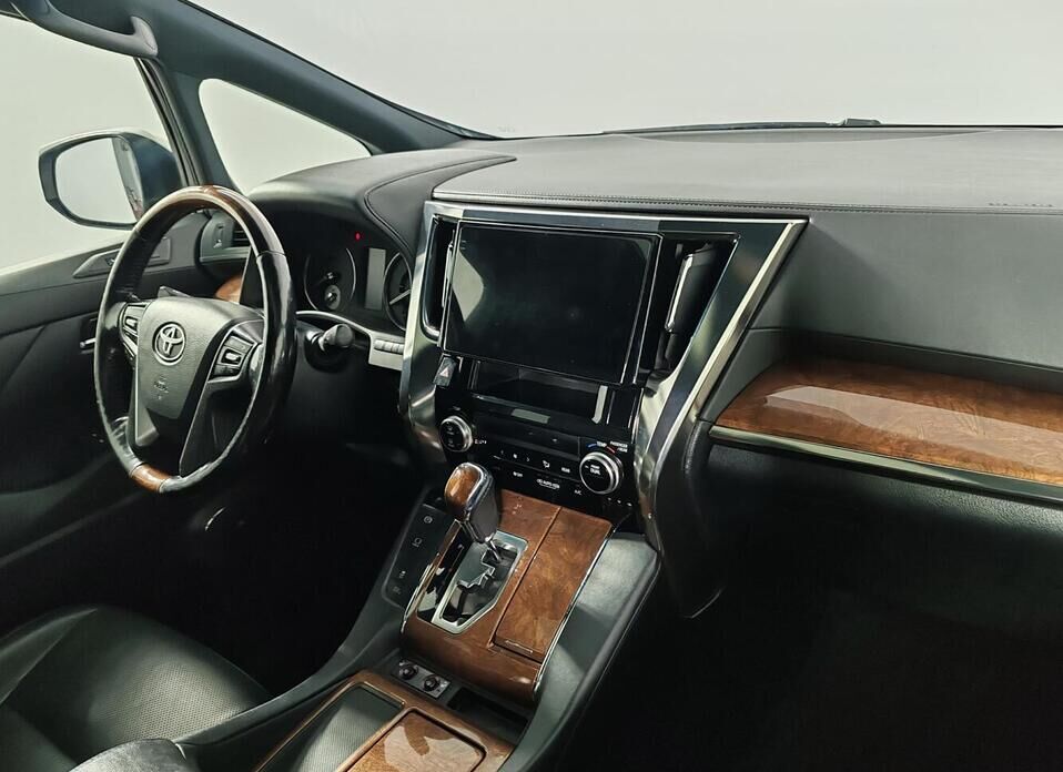 Toyota Alphard, III 3.5 AT (275 л.с.)