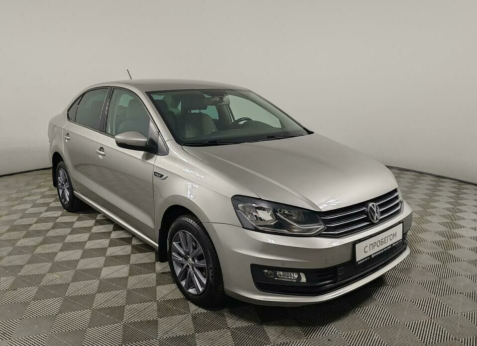 Volkswagen Polo 1.6 AT (110 л.с.)