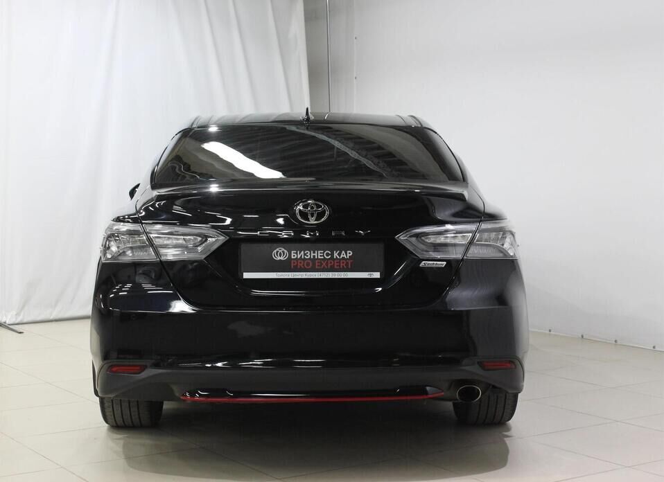 Toyota Camry, VIII (XV70) 2.5 AT (181 л.с.)