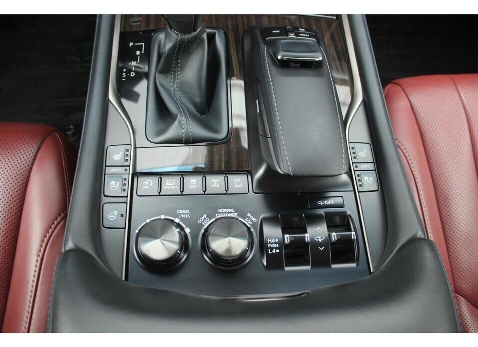 Lexus LX, III Рестайлинг 2 570 5.7 AT (367 л.с.) 4WD